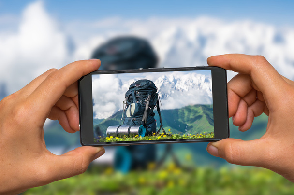 Fotografare lo zaino turistico con il cellulare
 - Foto, immagini