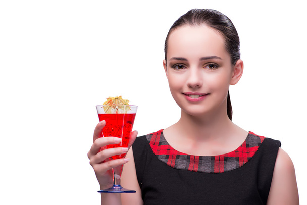 Vrouw met rode cocktail geïsoleerd op wit - Foto, afbeelding