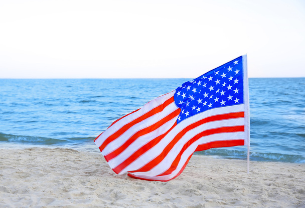 American flag on beach - Zdjęcie, obraz