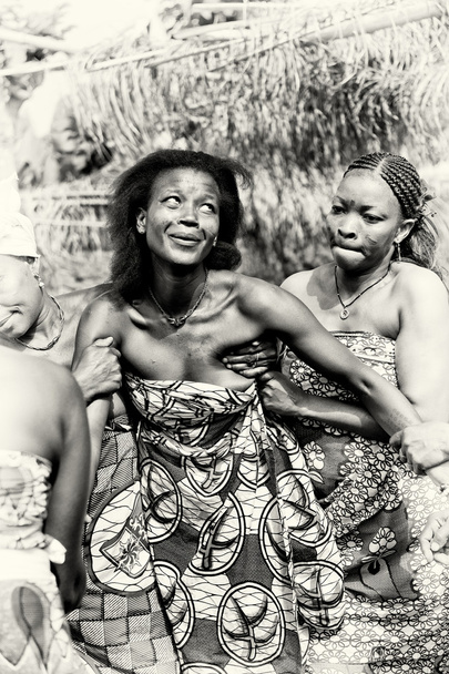 Two women in a rhytm of Togo dance - 写真・画像