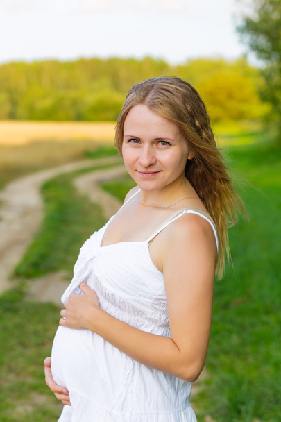 portrét těhotné ženy - Fotografie, Obrázek