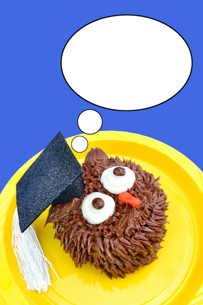 Owl Cupcake Looks Up  - Photo, Image