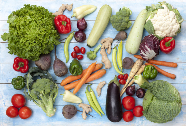 Vegetables on wooden board - Fotó, kép