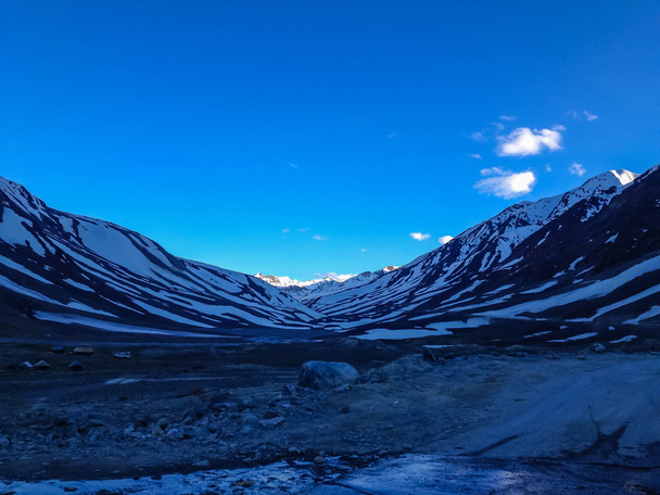 Manali - Sarchu camp - Leh, Ladakh highway road in India - Photo, Image