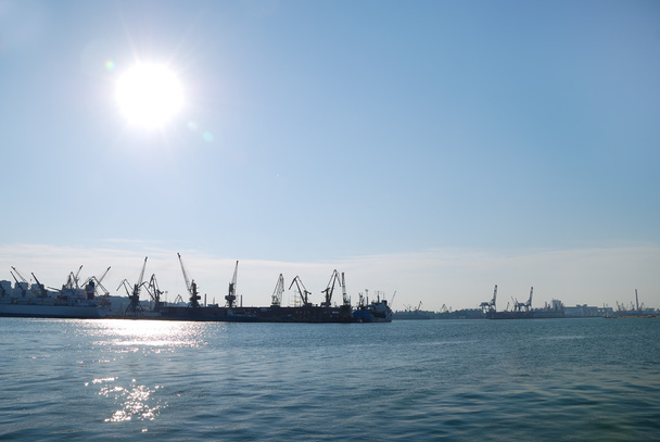 panoramiczny widok na port morski - Zdjęcie, obraz