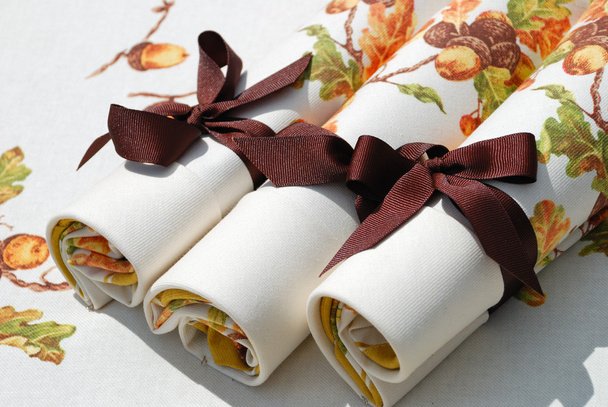Serviettes décoratives en tissu pour table
 - Photo, image