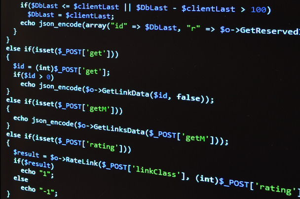 Código de programação na tela preta, texto azul
 - Foto, Imagem