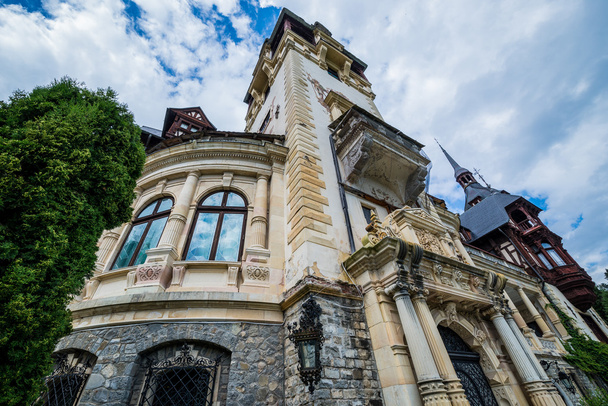 Palacio en Rumania
 - Foto, Imagen