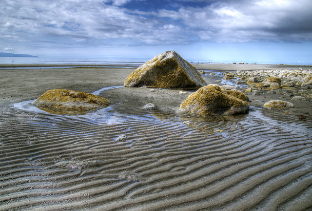Камни и песок
 - Фото, изображение