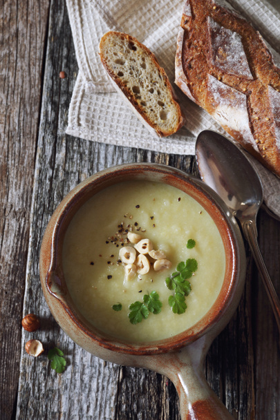 Plantaardige selderij crème soep  - Foto, afbeelding
