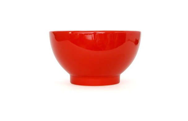 Tigela de porcelana vermelha vista lateral isolada
 - Foto, Imagem