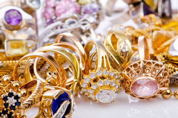 Grande coleção de jóias de ouro
 - Foto, Imagem