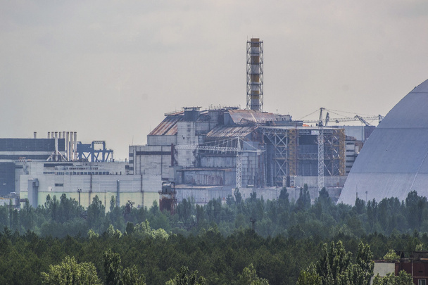 Вид с крыши 16-этажного жилого дома в г. Припять, Чернобыльская АЭС Зона отчуждения, Украина
 - Фото, изображение
