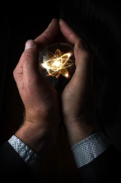 Kristallen bol Atom - Foto, afbeelding