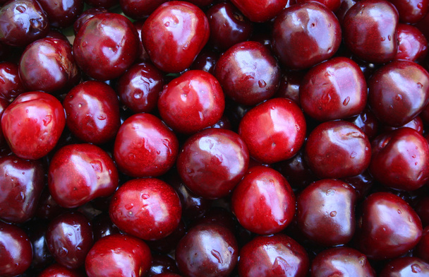 Wet ripe cherries as background - Foto, afbeelding