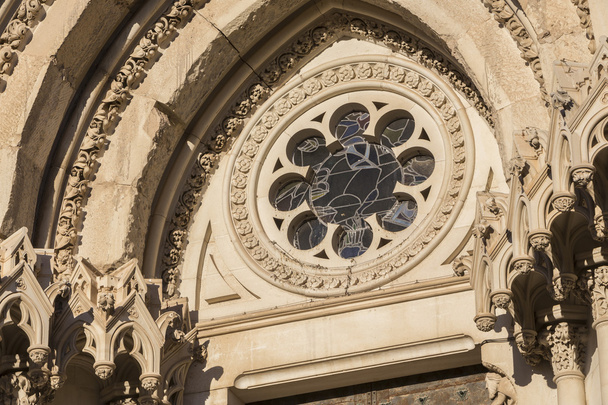 Detalle de fachada de la Catedral de Cuenca, La catedral está dedicada a San Julián, estilo gótico inglés-norman, siglo XII, Cuenca, España
 - Foto, Imagen