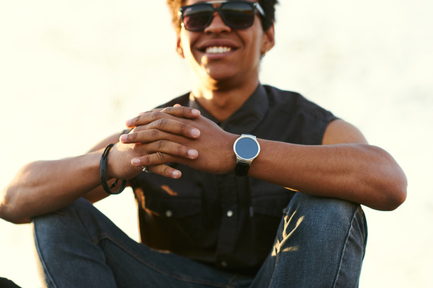 Man's hand with smart watch - Φωτογραφία, εικόνα