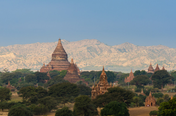 La pianura di Bagan (Pagano), Mandalay, Myanmar
 - Foto, immagini