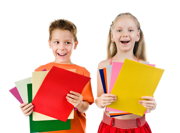 Small kids with the colored paper - Φωτογραφία, εικόνα