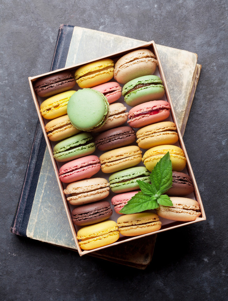 Colorful macaroons in box - Photo, Image