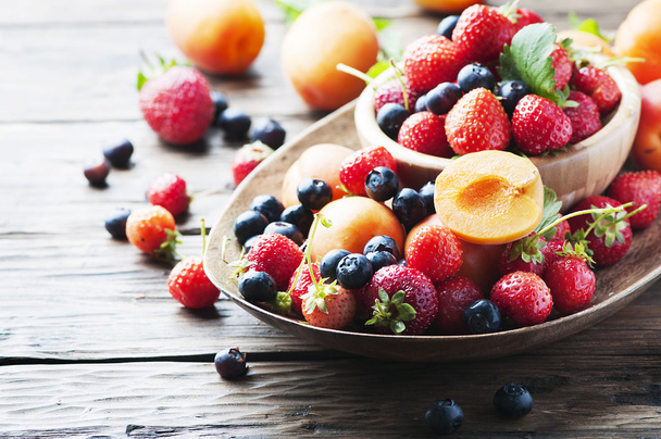 summer fruits and berries - Foto, Imagem