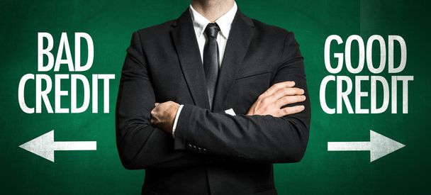 Άνδρας με μαύρο κοστούμι - Φωτογραφία, εικόνα
