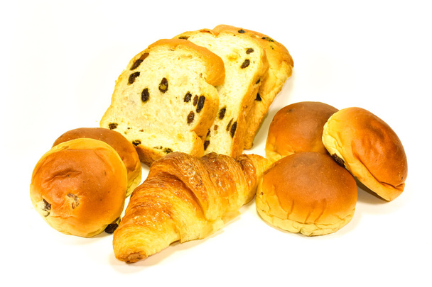 パン、パン、白い背景の上のクロワッサン - 写真・画像