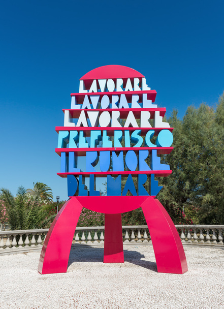 A szavak - San Benedetto del Tronto - emlékmű, - Fotó, kép