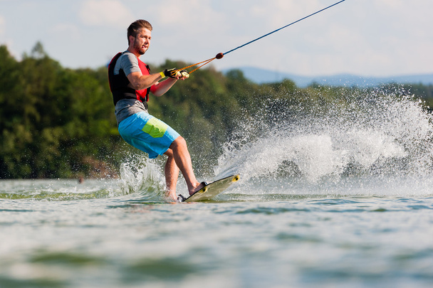 Sportów wodnych wakeboard - Zdjęcie, obraz
