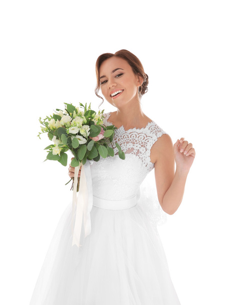 Beautiful bride with wedding bouquet - Foto, afbeelding