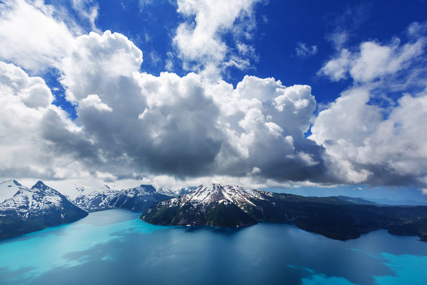 Kaunis Garibaldi järvi
 - Valokuva, kuva