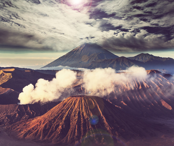 Volcán Bromo en Java
 - Foto, imagen