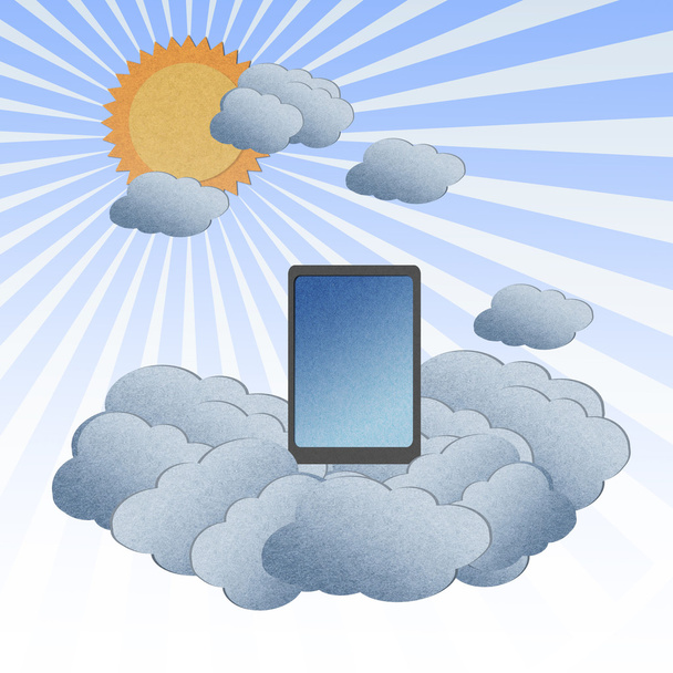 Reciclar papel, conceito de computação em nuvem com Tablet nas nuvens
 - Foto, Imagem