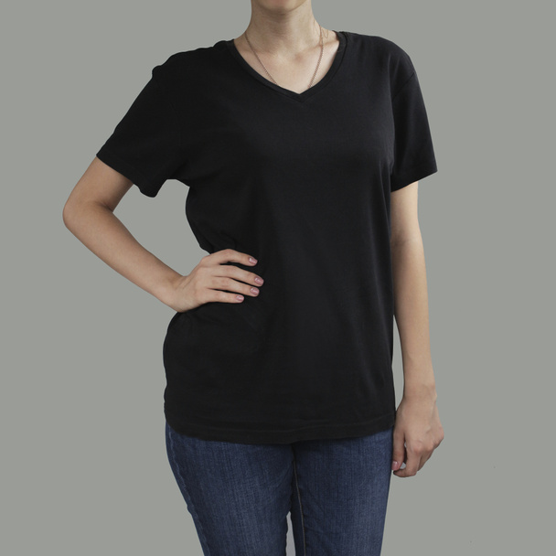 Young beautiful sexy female with blank black shirt, front. Ready - Foto, afbeelding