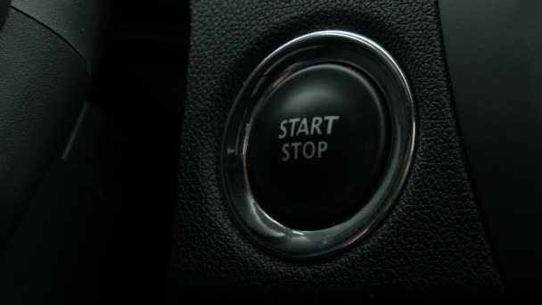 Moottorin käynnistys stop-painiketta moderni auton sisustus
 - Materiaali, video