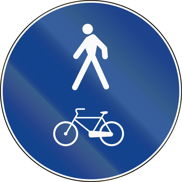 Segnaletica stradale utilizzata in Italia - pista ciclabile e pedonale
 - Foto, immagini