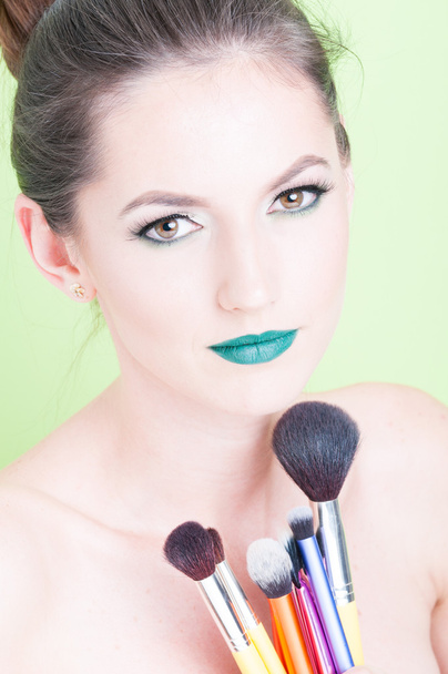 Szépség make-up koncepcióját jelentő nő portréja - Fotó, kép