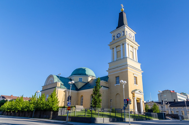 Kathedrale nahe dem Zentrum von oulu, Finnland. - Foto, Bild