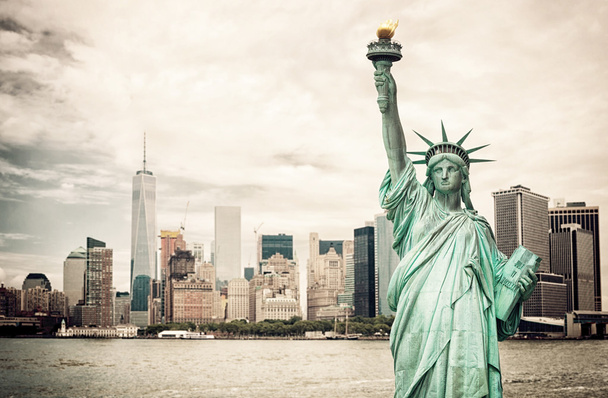 Estatua de la Ciudad de Nueva York y Libertad
 - Foto, Imagen