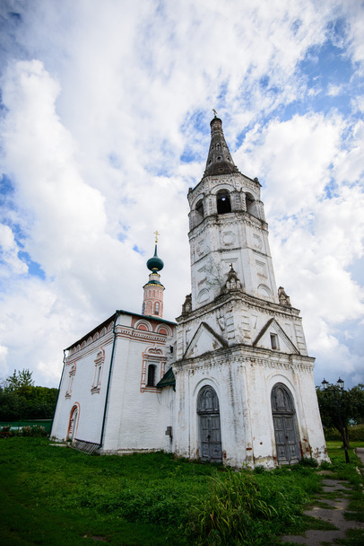 Όμορφο τοπίο με Άγιοι Κοσμάς και Δαμιανός εκκλησία  - Φωτογραφία, εικόνα