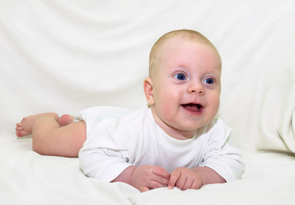 Bebé de 4 meses
 - Foto, Imagen