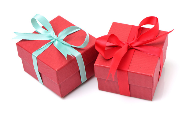 Κόκκινο δώρο κουτιά με κορδέλες - Φωτογραφία, εικόνα