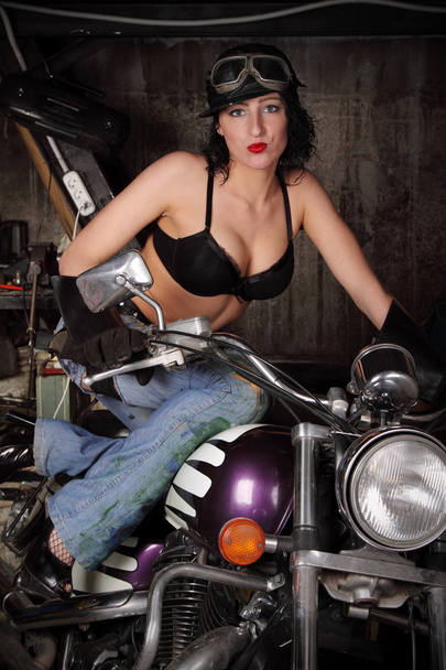 Girl on a motorcycle - Zdjęcie, obraz