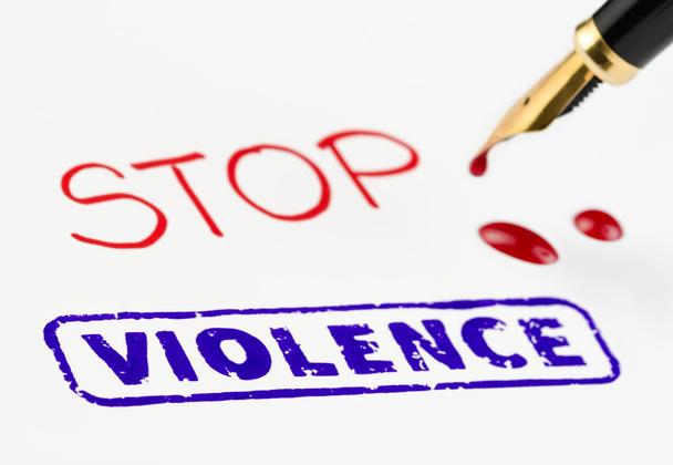 Stop geweld gestempeld met bloeden Vulpen. - Foto, afbeelding