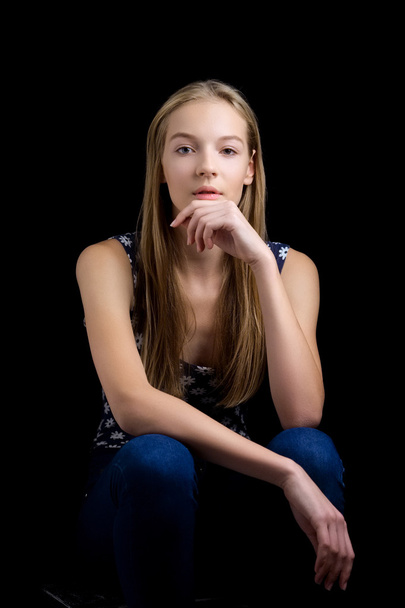 Low key portrait of young sensual girl with natural makeup and b - Fotografie, Obrázek