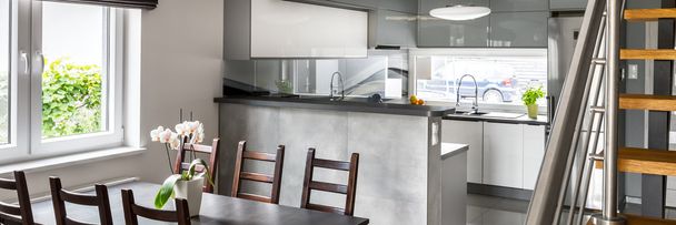 Modern grey kitchen - Zdjęcie, obraz