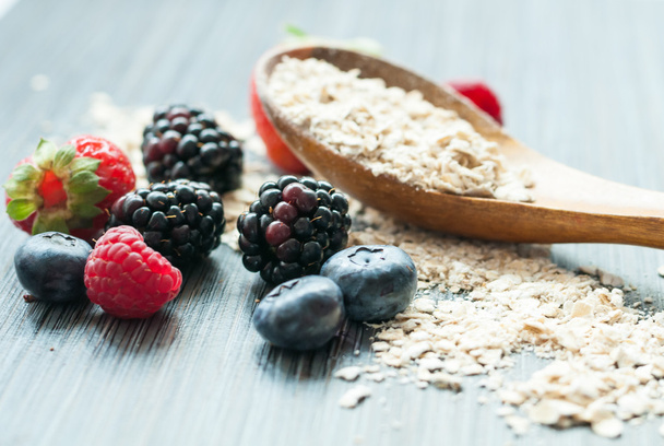 berries cereal yogurt - Foto, immagini