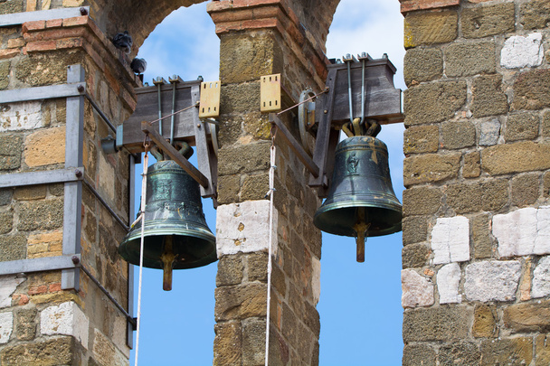 Architectonische elementen bell van oude toren en kerk - Foto, afbeelding