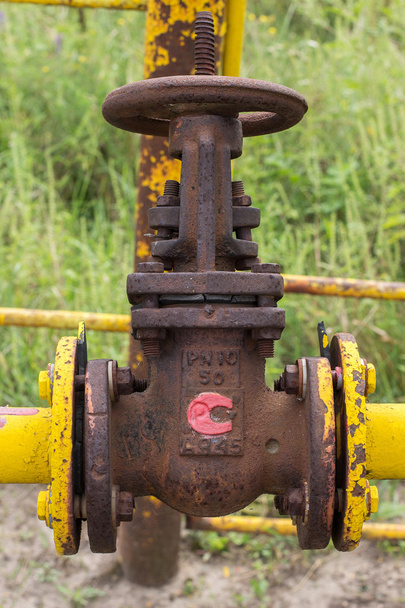 Old rusty gas valve high pressure - Photo, Image