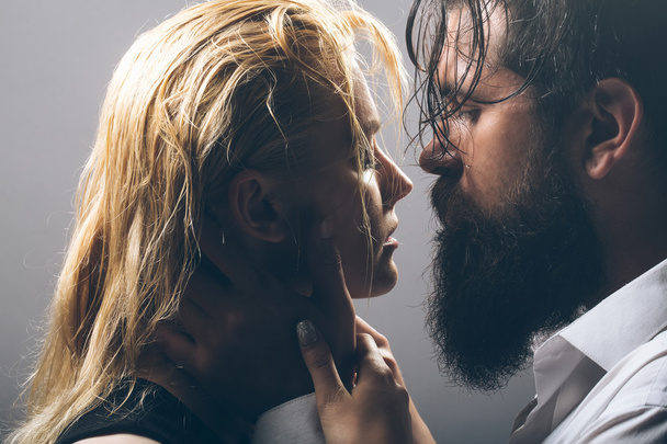 young sexy couple with wet hair - Fotografie, Obrázek